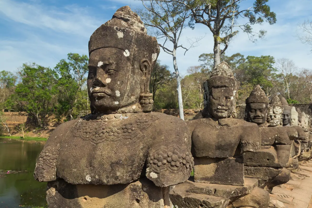 Stone figures along the causeway to the south gate