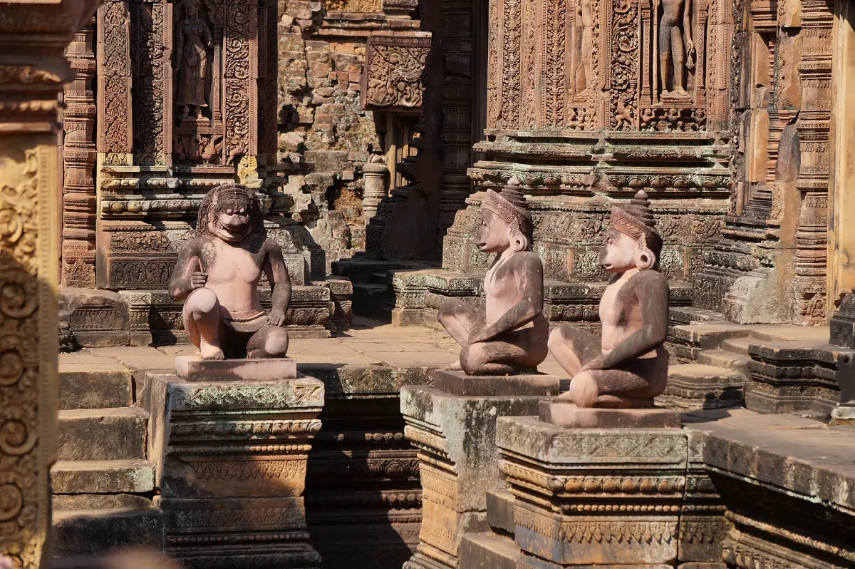 Banteay Srei temple seen from the courtyard